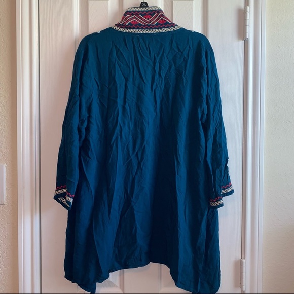 Andree by unit embroidered cardigan size large - Picture 5 of 5